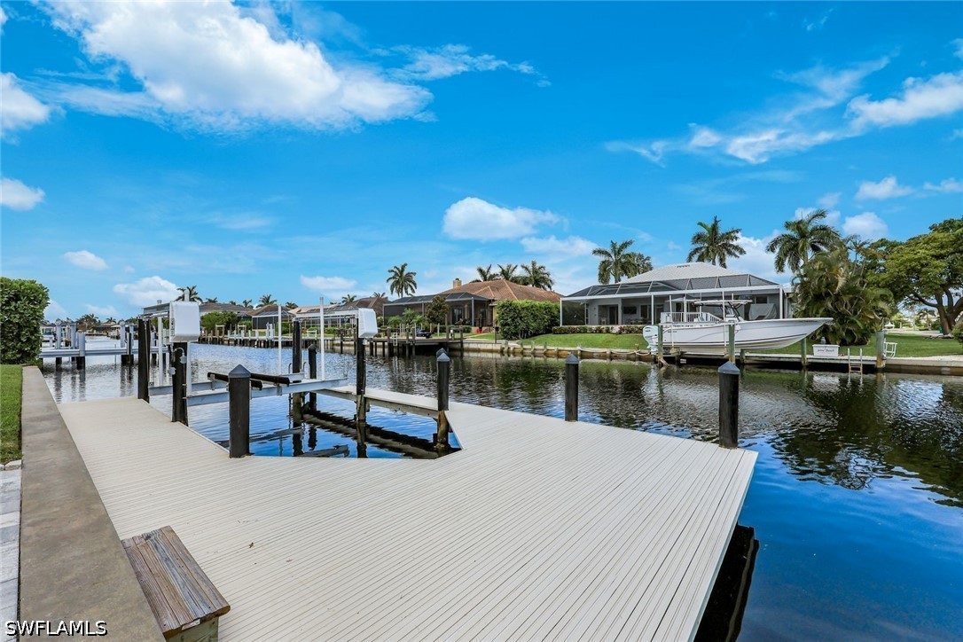 Dock