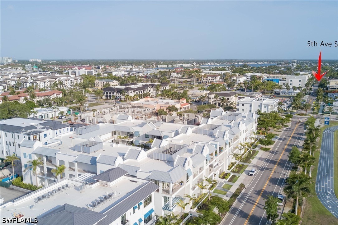 201 8th Unit 208, Naples, FL 34102
