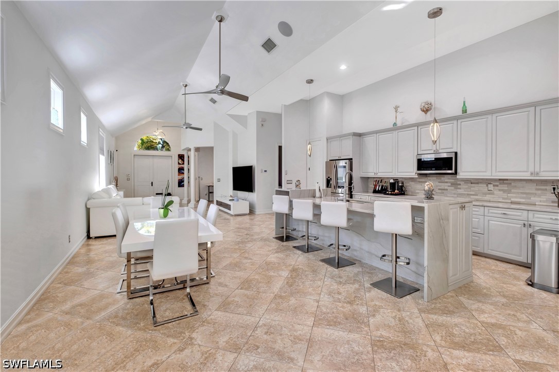 3005 Coco, Naples, FL 34112