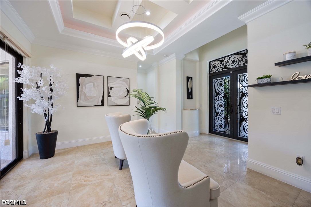 214 9th, Naples, FL 34120