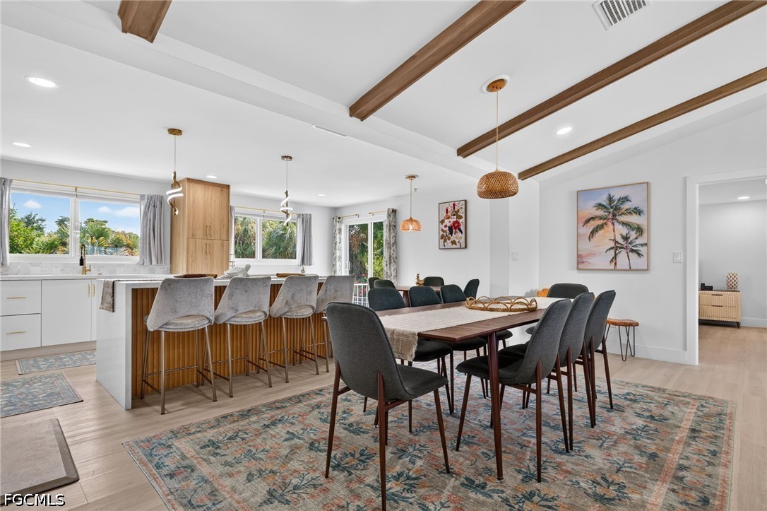 DiningArea