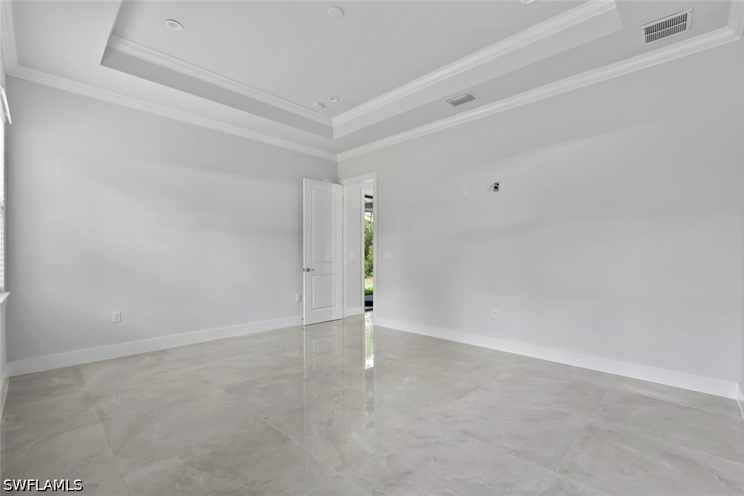 1412 22nd, Naples, FL 34120