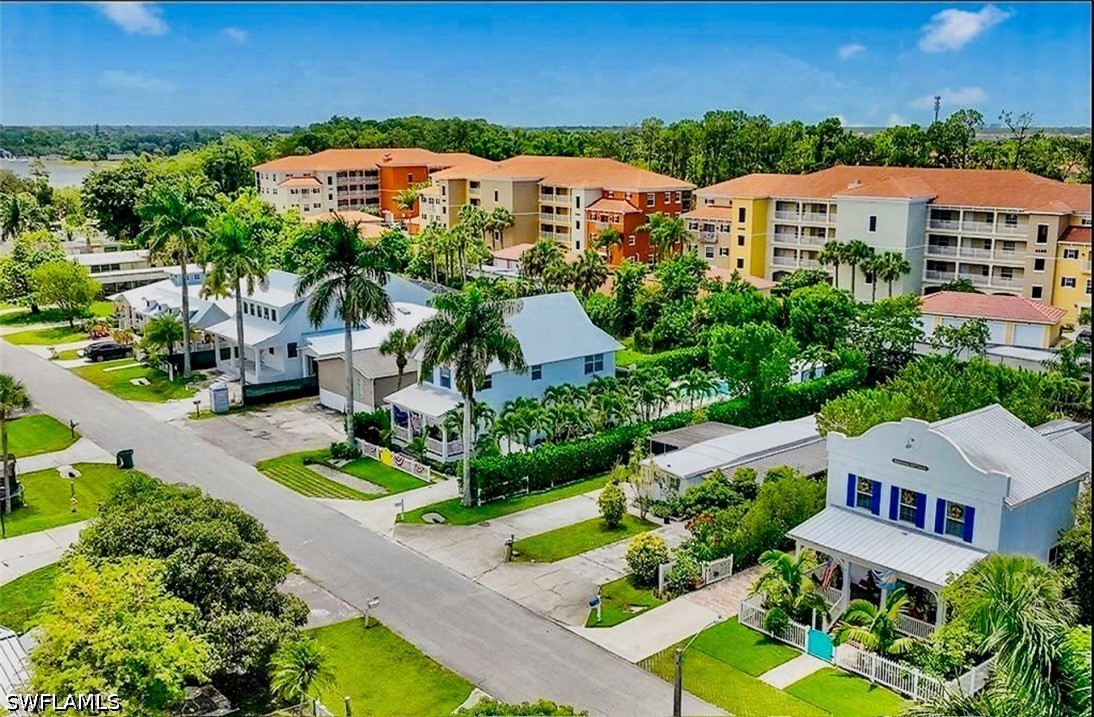 144 Jeepers, Naples, FL 34112