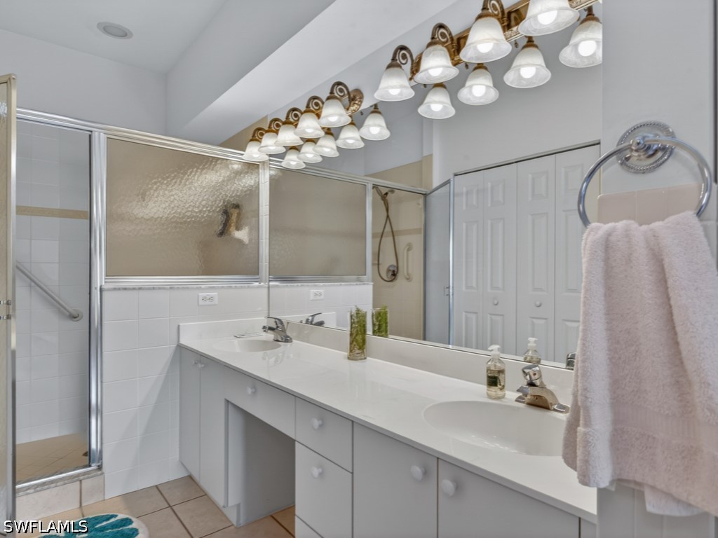 5210 Birmingham Unit 101, Naples, FL 34110