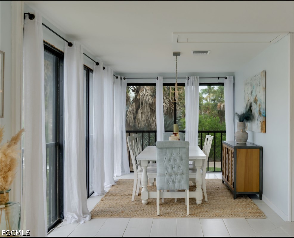 DiningArea