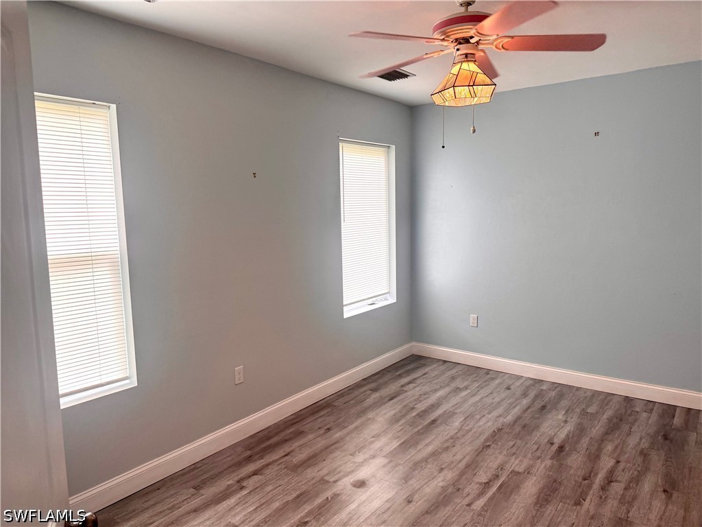 4392 11th, Naples, FL 34116