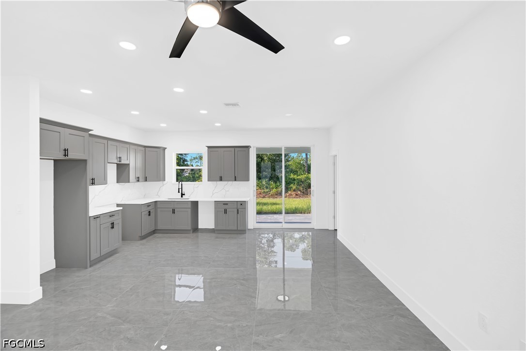 864 Chantilly, Lehigh Acres, FL 33974