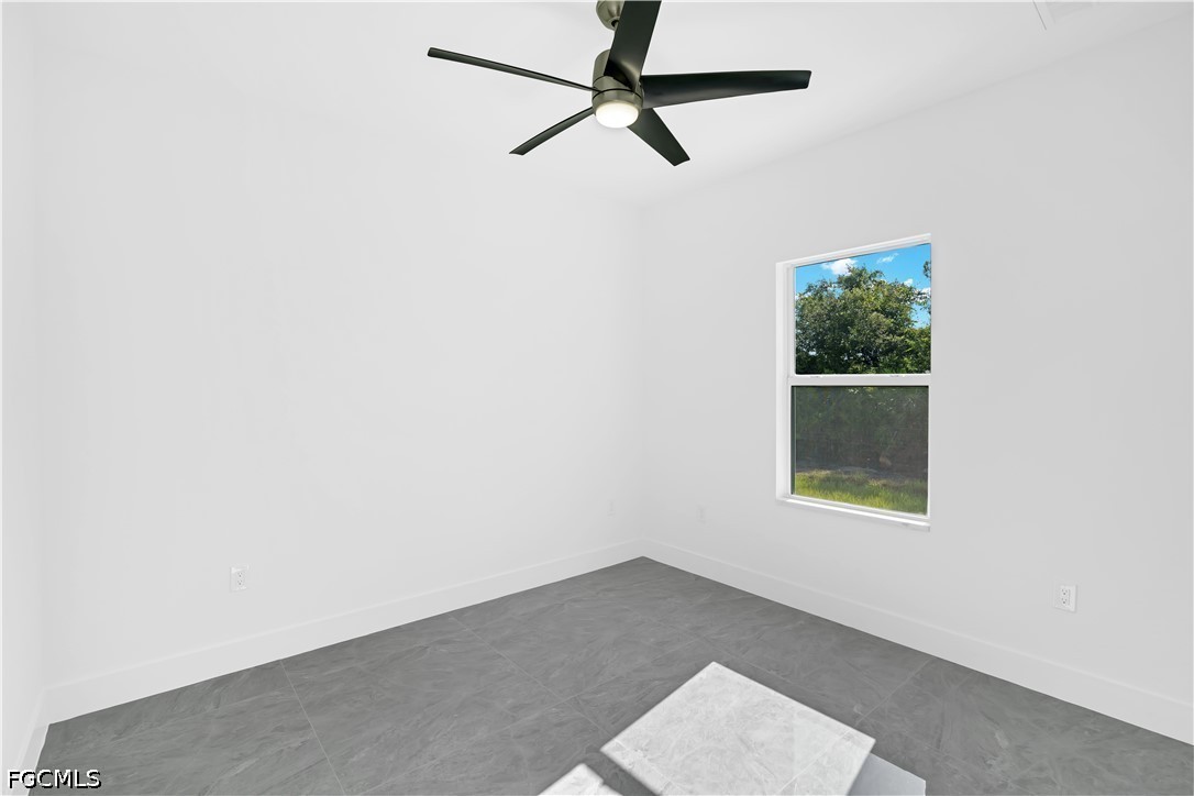 864 Chantilly, Lehigh Acres, FL 33974