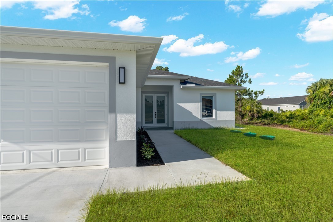 864 Chantilly, Lehigh Acres, FL 33974