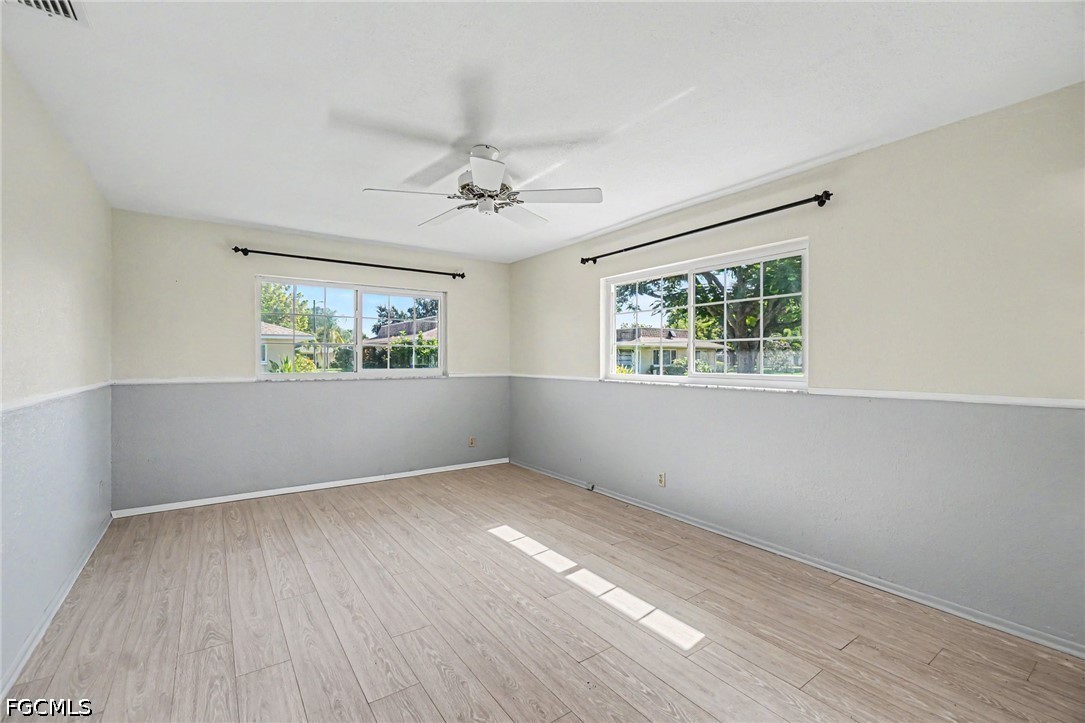 856 Pangola, North Fort Myers, FL 33903