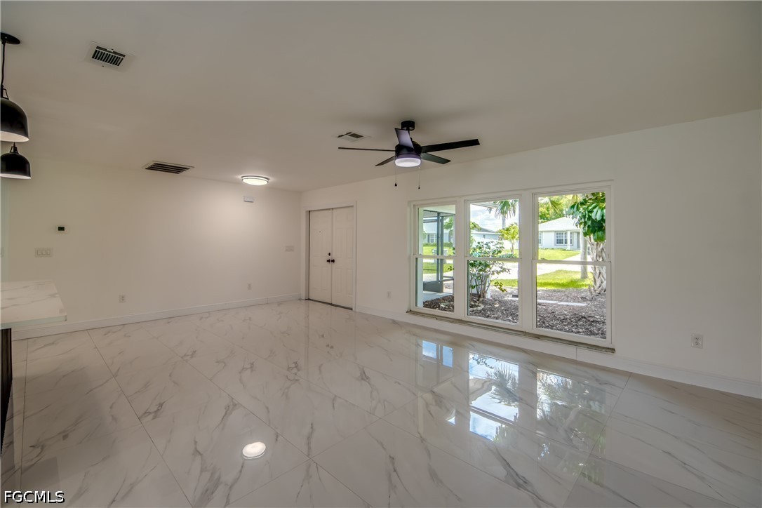 1124 1st, Cape Coral, FL 33993