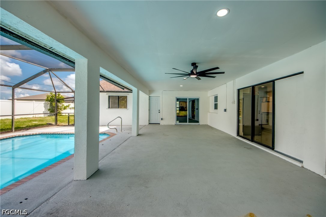 1124 1st, Cape Coral, FL 33993