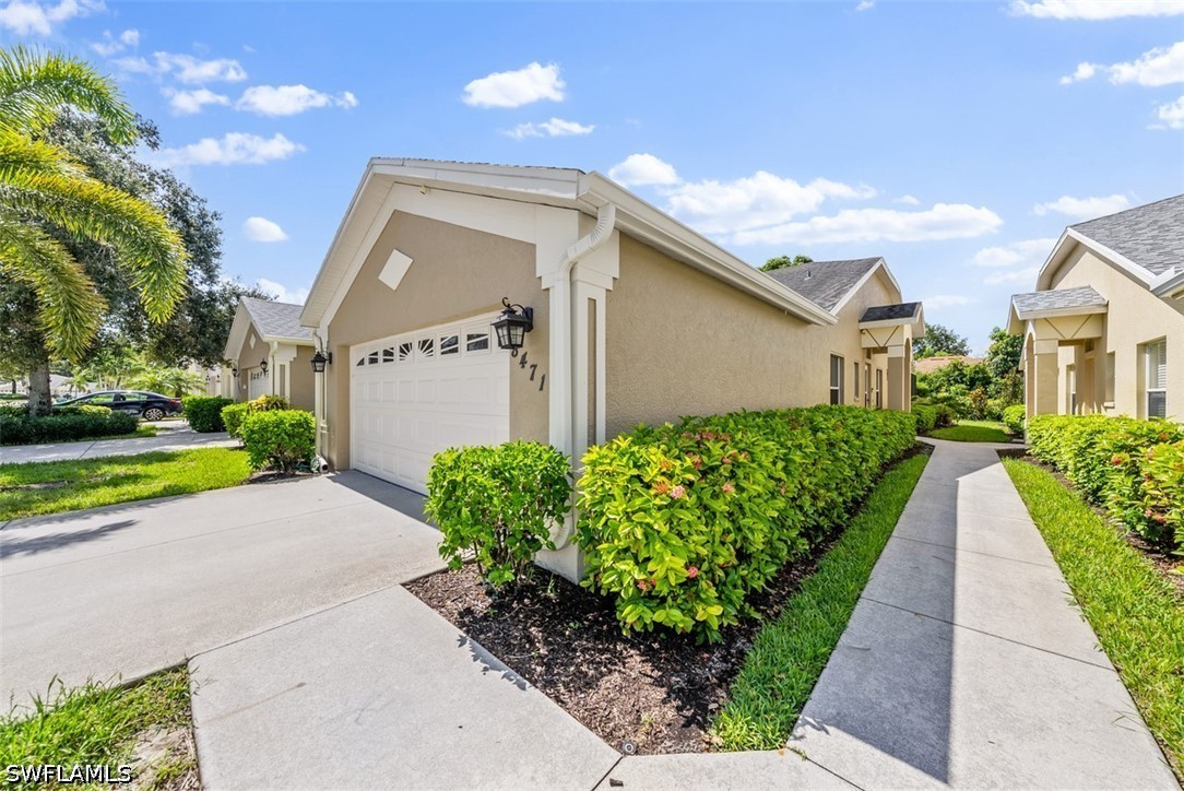 8471 Ibis Cove Unit M677, Naples, FL 34119