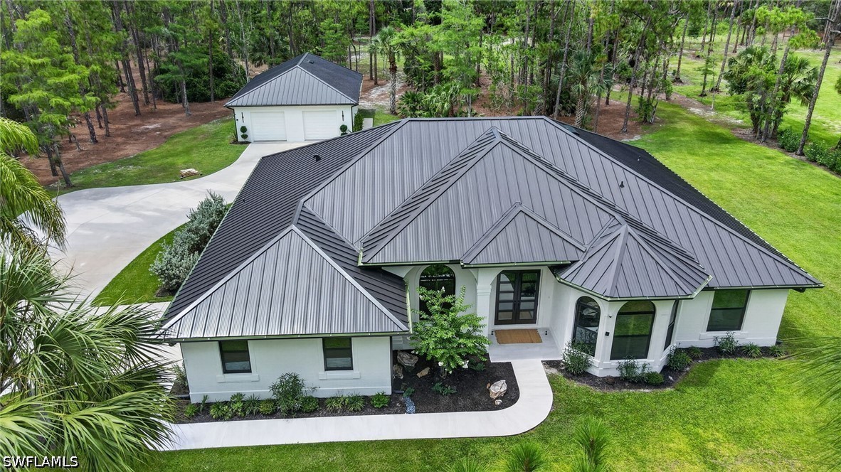 3521 1st, Naples, FL 34120