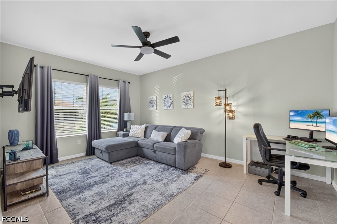 3306 21st, Cape Coral, FL 33993