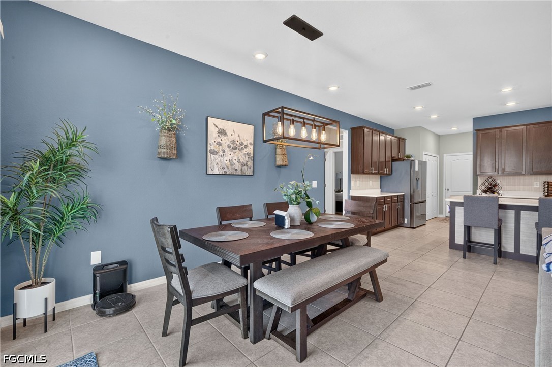 DiningArea