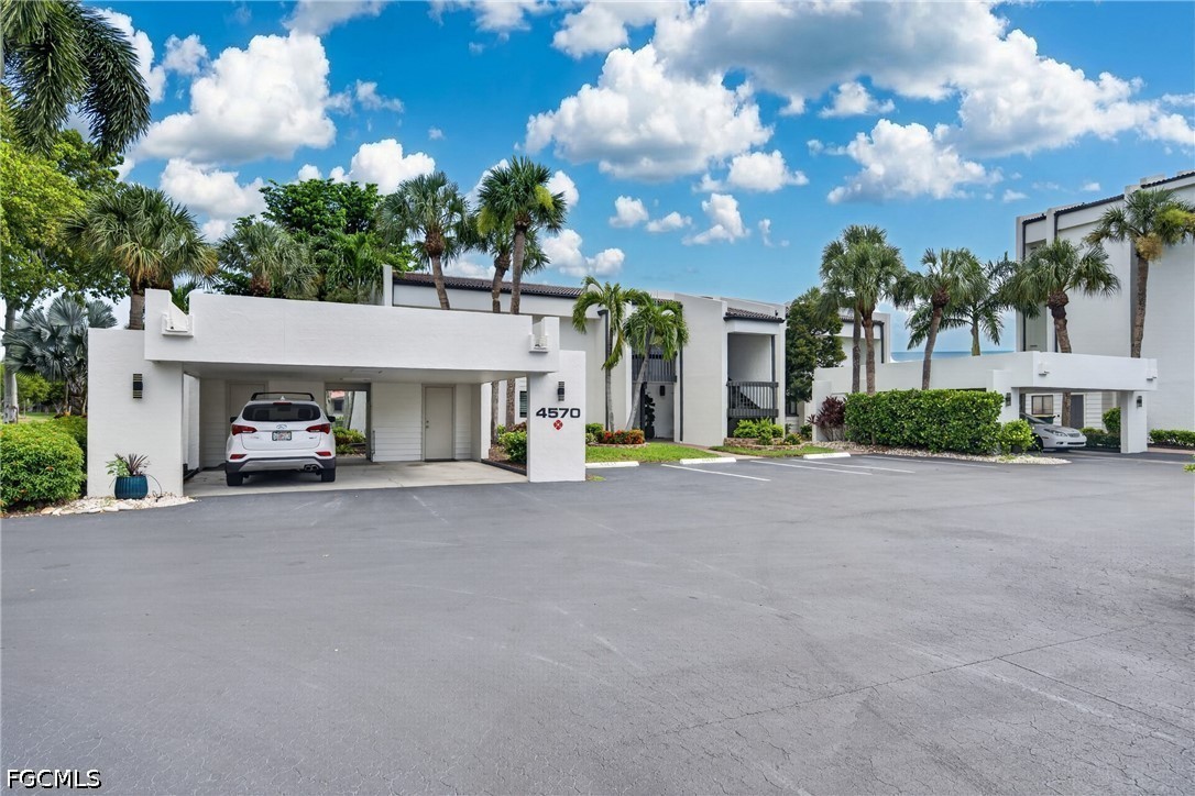 4570 Trawler Unit 102, Fort Myers, FL 33919