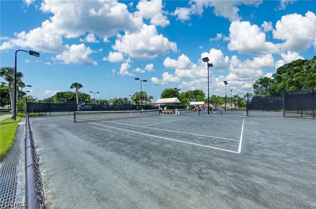 4570 Trawler Unit 102, Fort Myers, FL 33919
