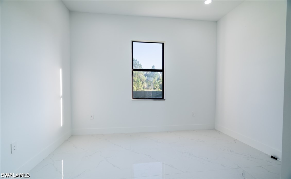 2516 24th, Lehigh Acres, FL 33971