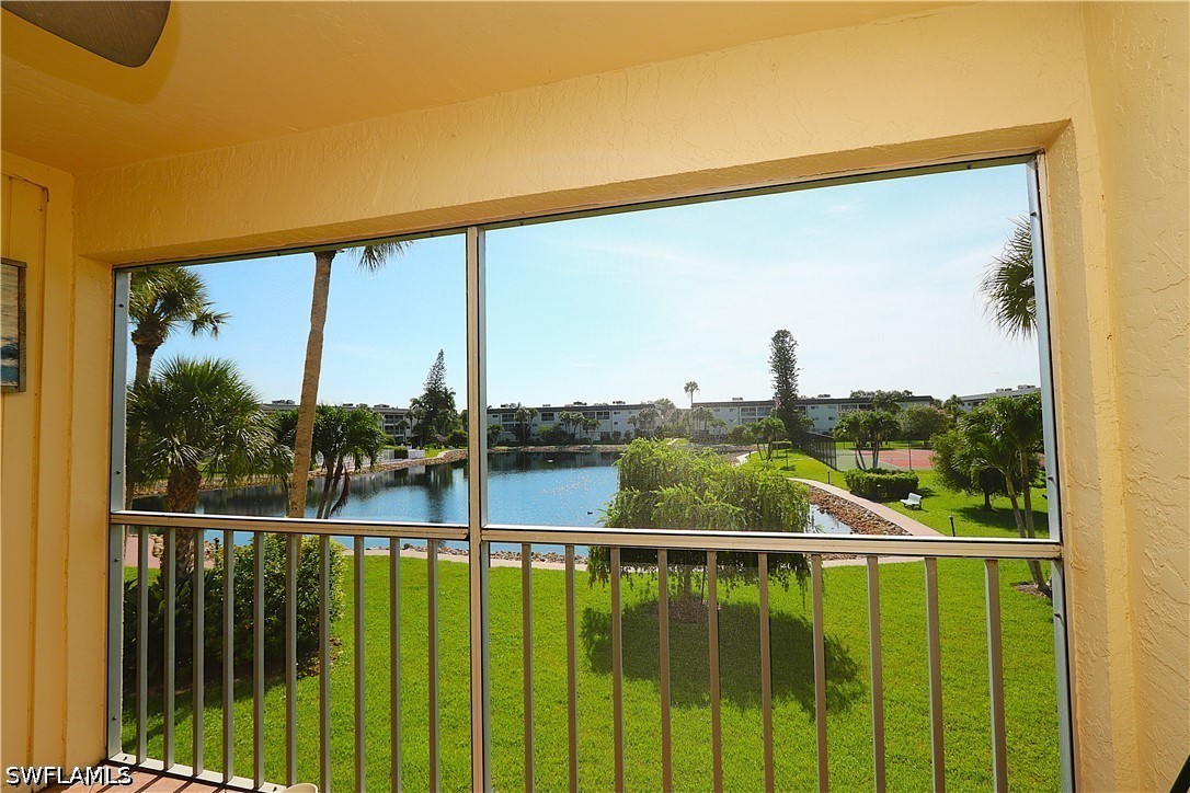 1004 Manatee Unit H202, Naples, FL 34114