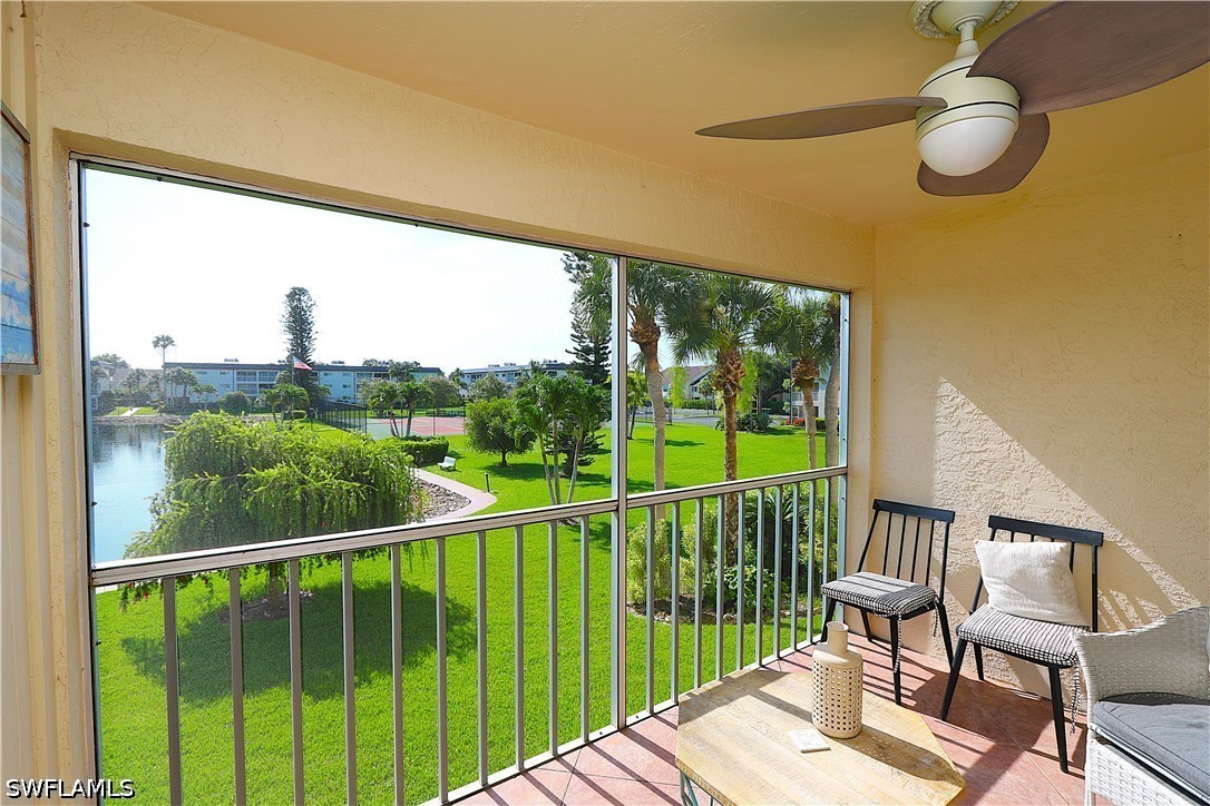 1004 Manatee Unit H202, Naples, FL 34114