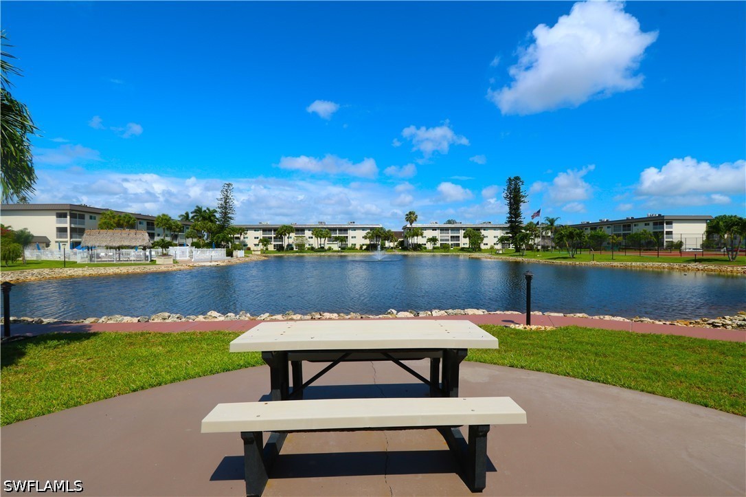 1004 Manatee Unit H202, Naples, FL 34114