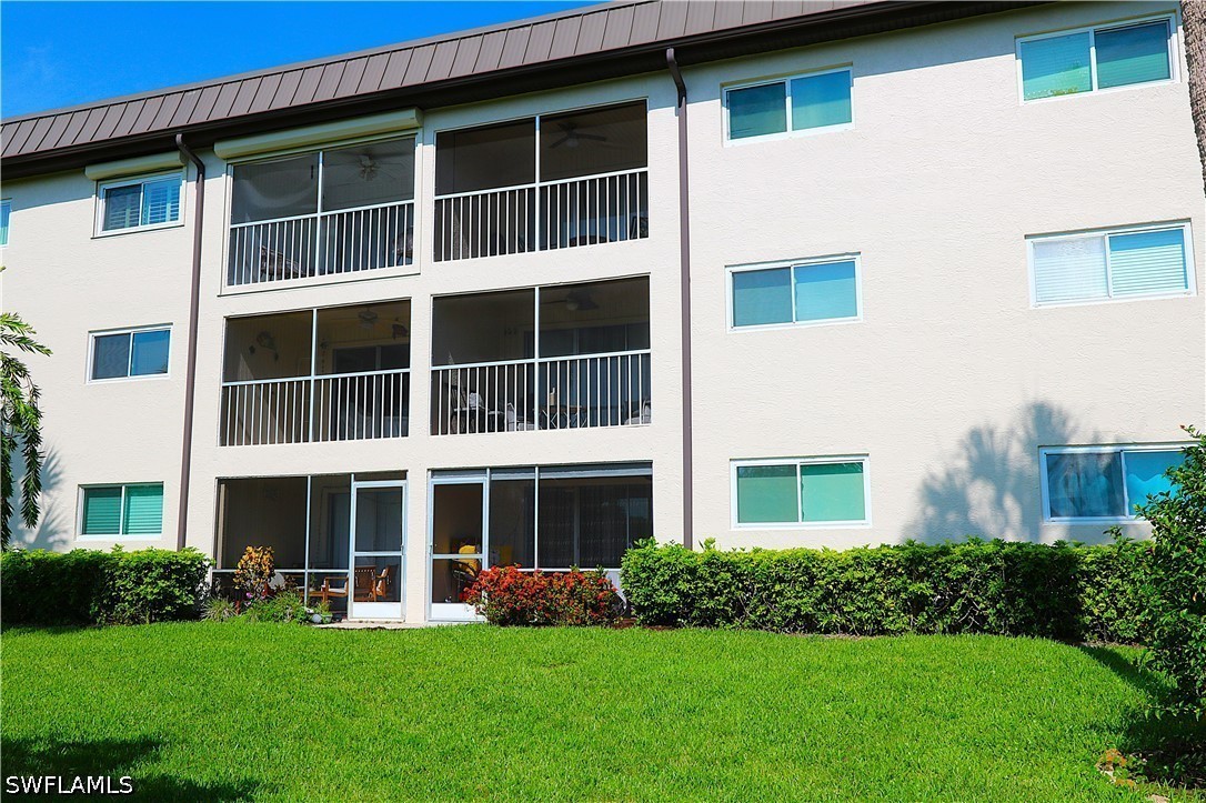 1004 Manatee Unit H202, Naples, FL 34114