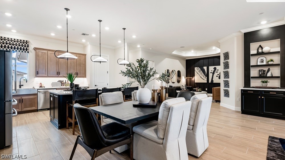 DiningArea