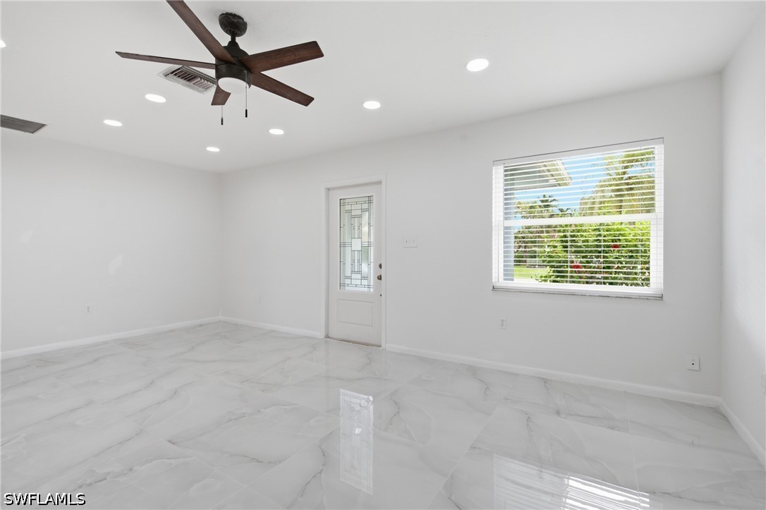 5160 31st, Naples, FL 34116