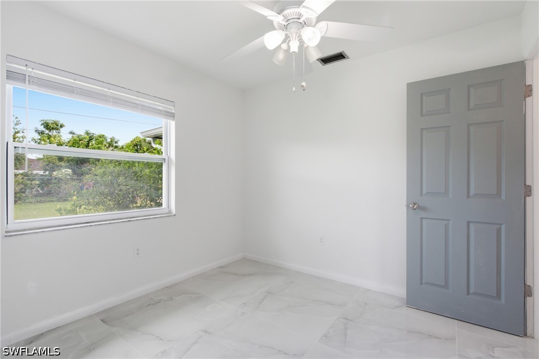 5160 31st, Naples, FL 34116