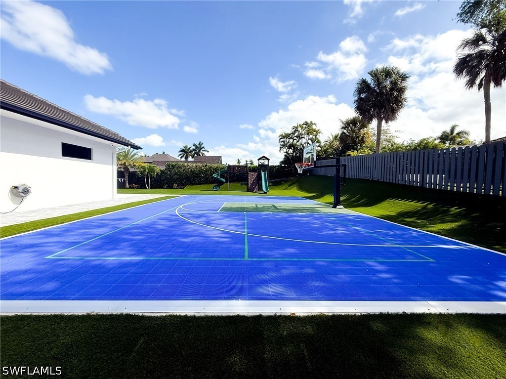1702 Ludlow, Marco Island, FL 34145