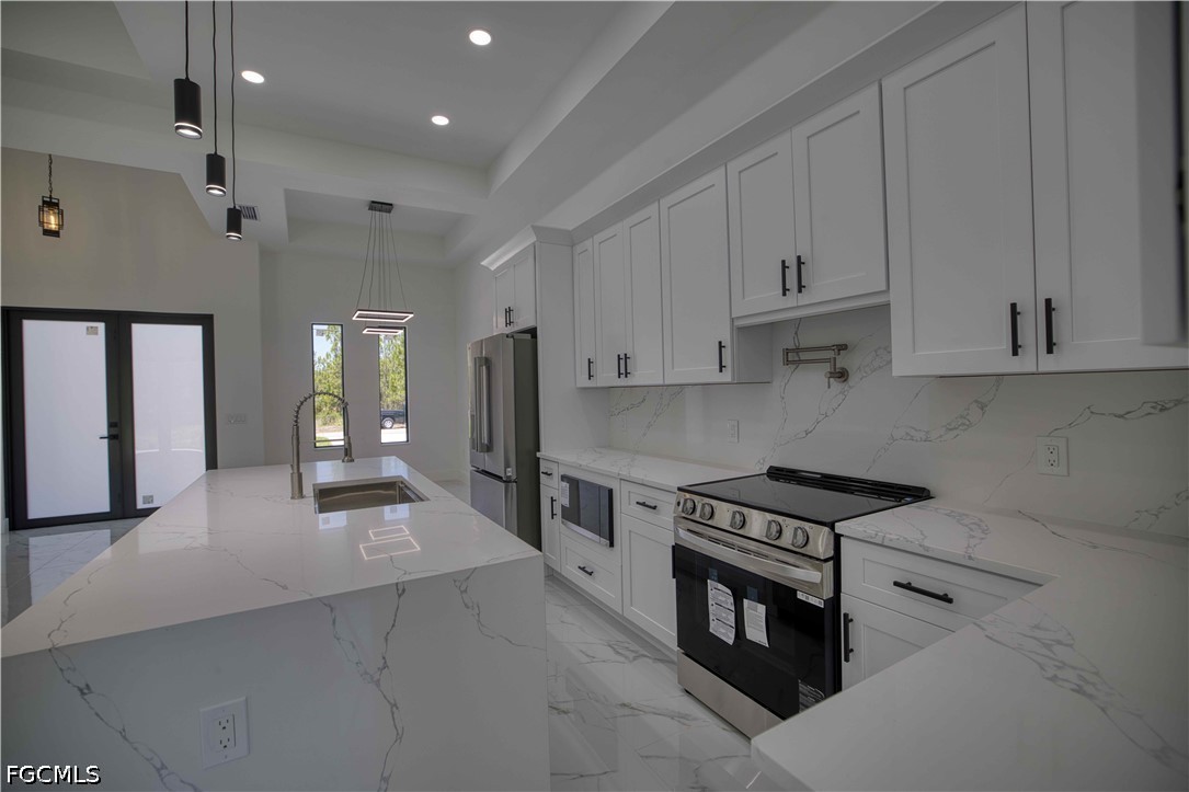 906 Greenwood, Lehigh Acres, FL 33972