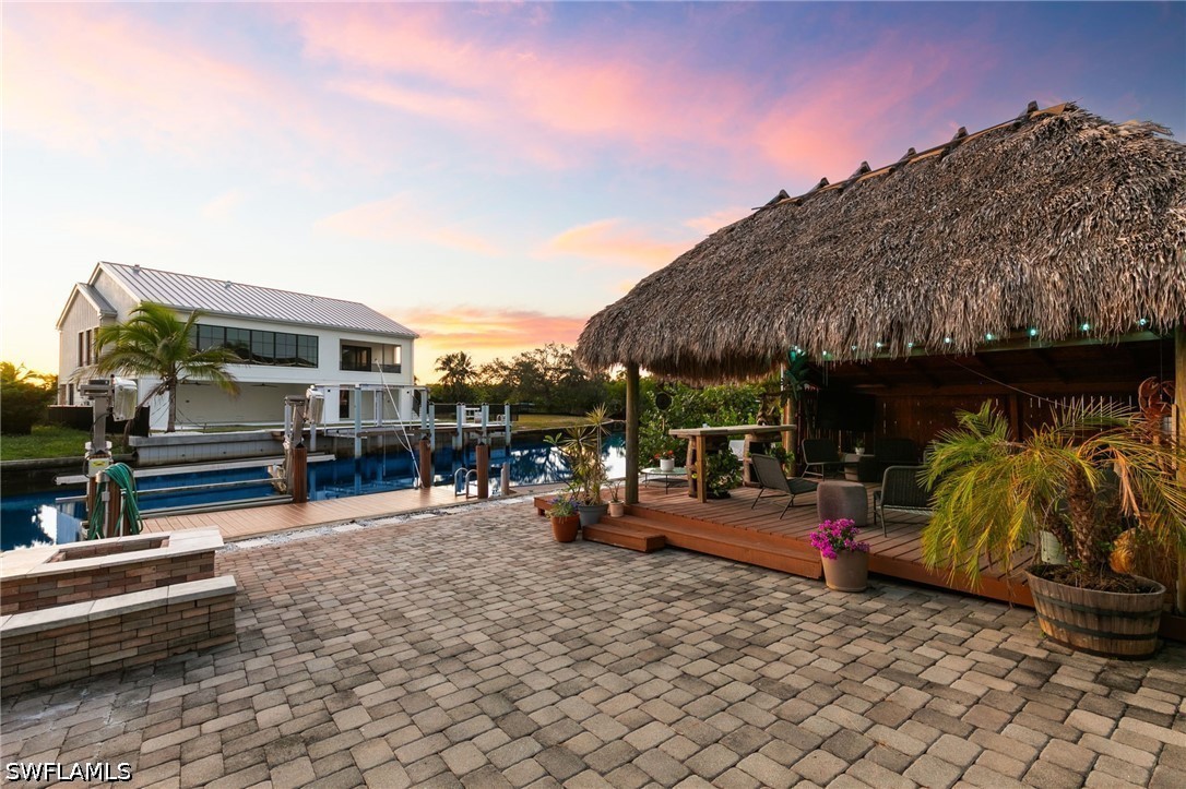 1794 Holiday, Naples, FL 34104