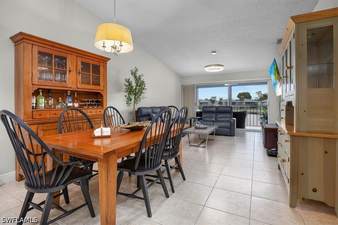 DiningArea