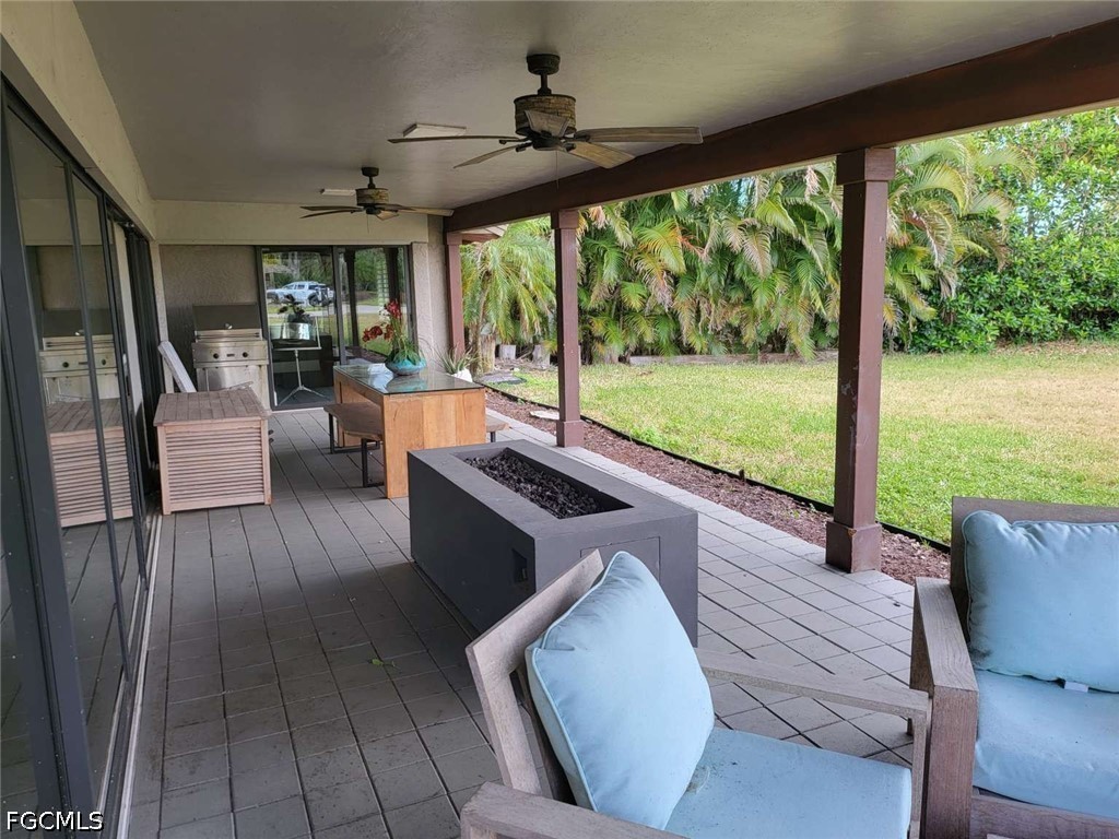2257 Regal, Naples, FL 34110