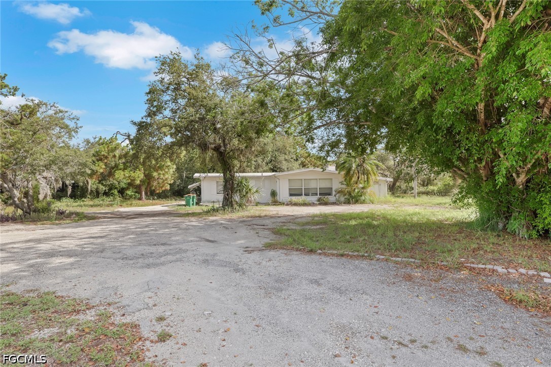 1175 Pine Ridge, Naples, FL 34108