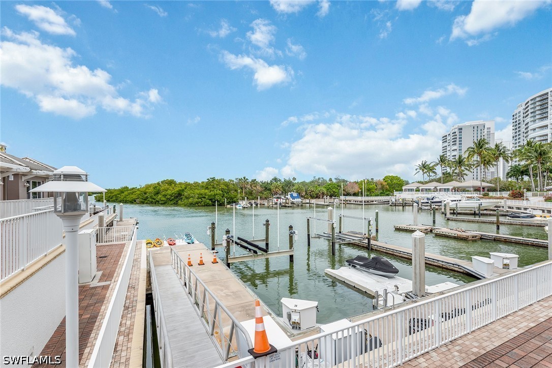 Dock