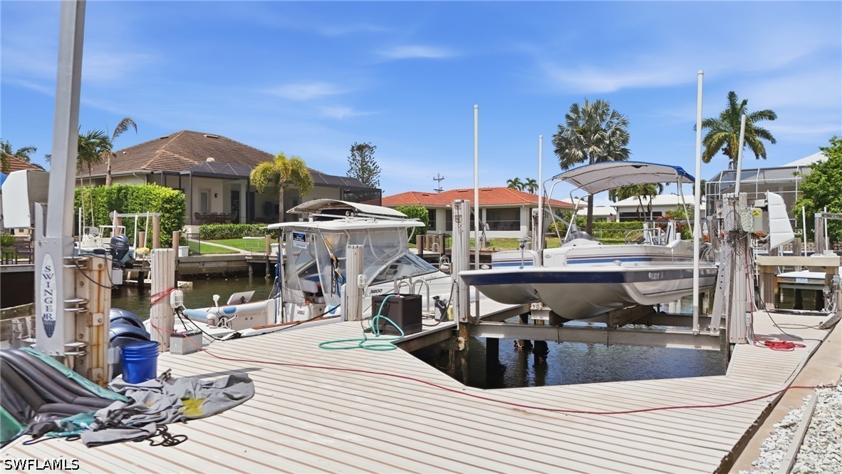 Dock