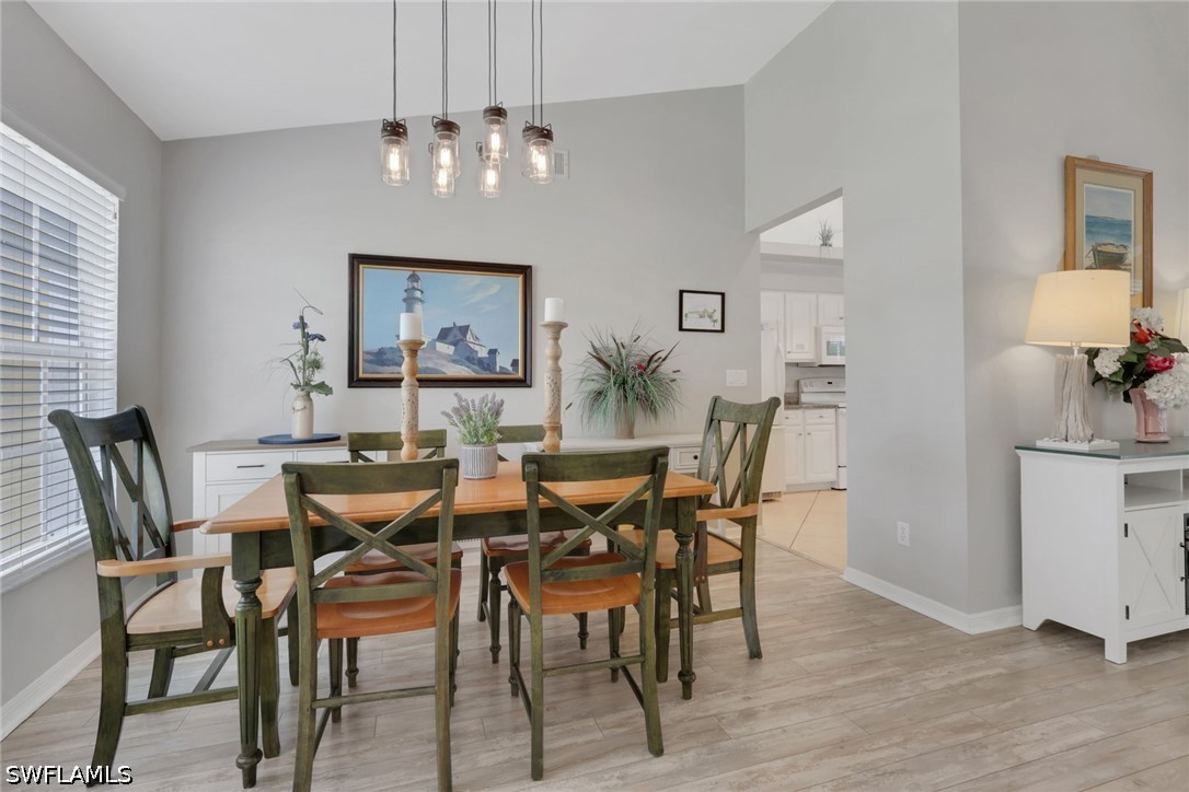 DiningArea