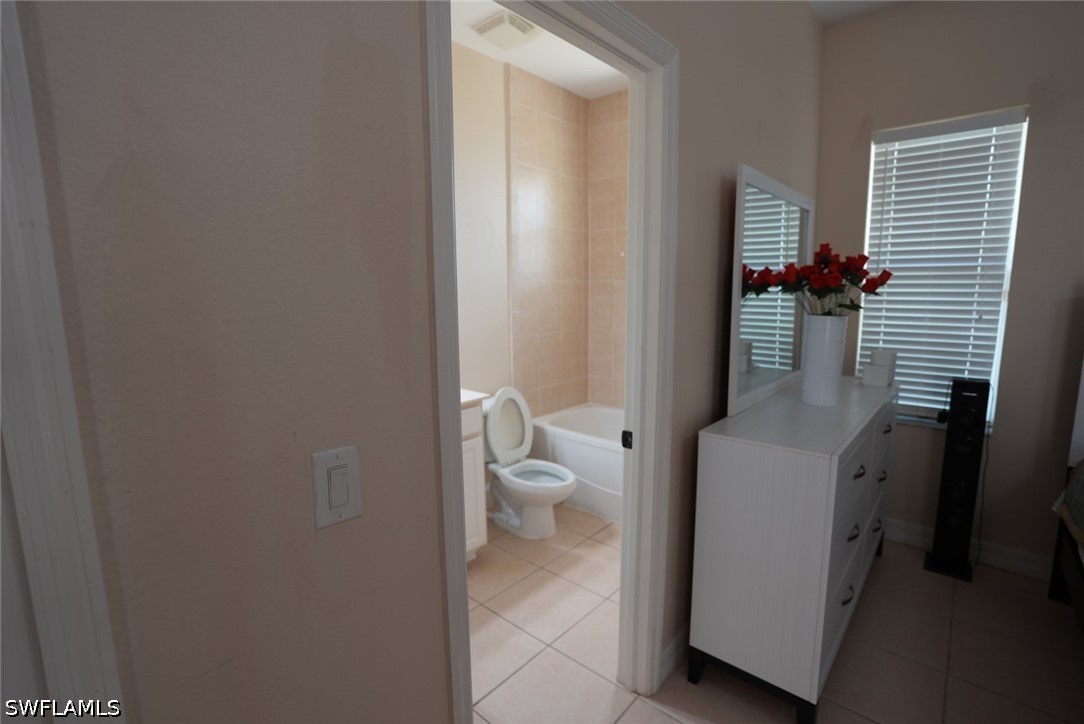 219 Columbus, Lehigh Acres, FL 33936