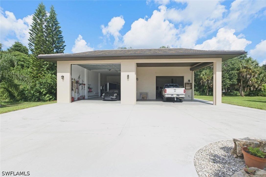 Garage