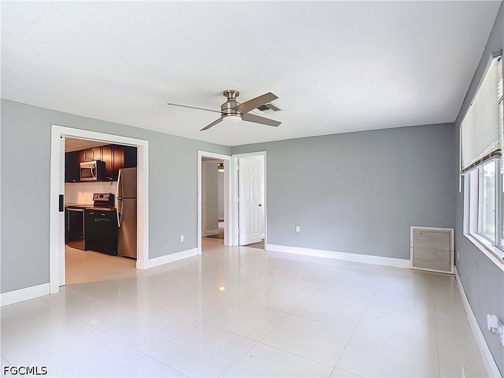 19330 Meredith, North Fort Myers, FL 33917