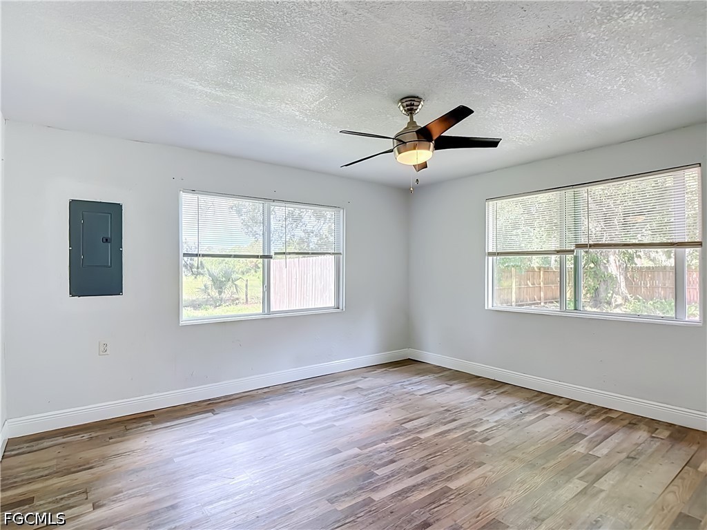 19330 Meredith, North Fort Myers, FL 33917