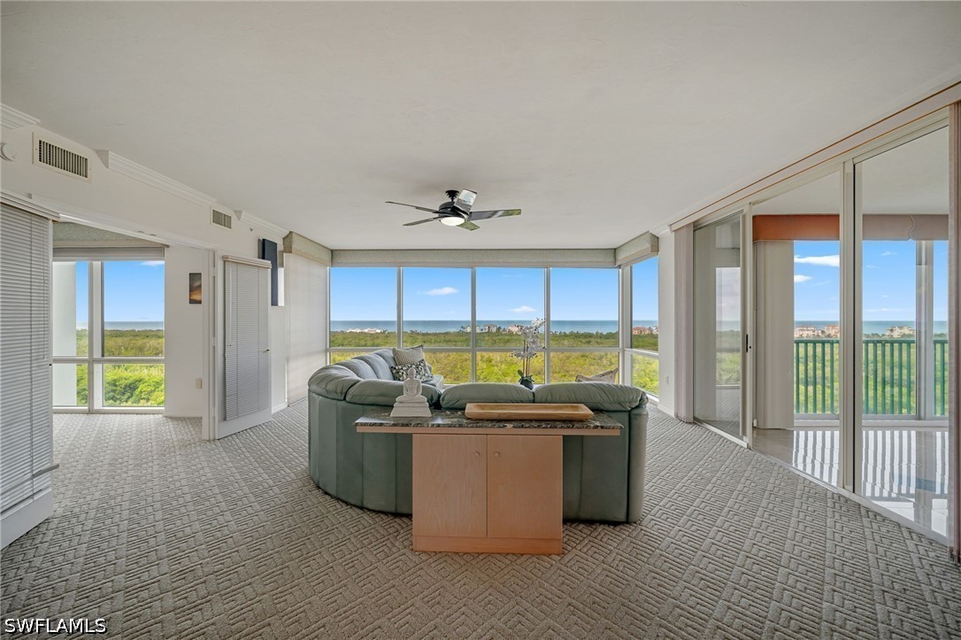 7515 Pelican Bay Unit 10d, Naples, FL 34108