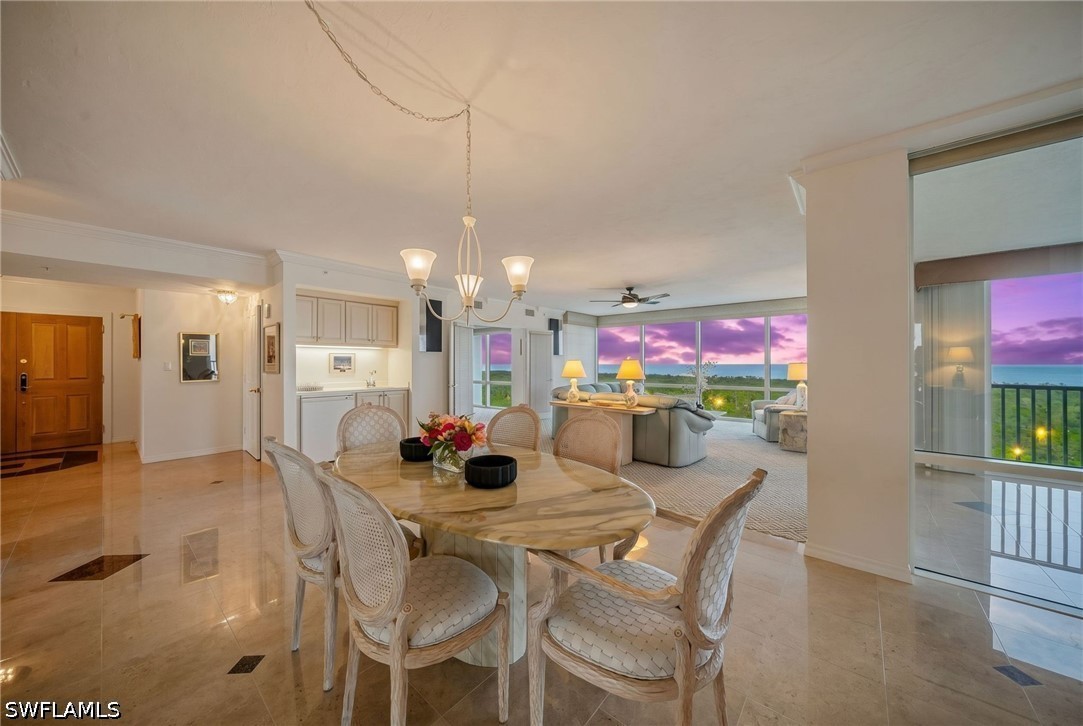 7515 Pelican Bay Unit 10d, Naples, FL 34108