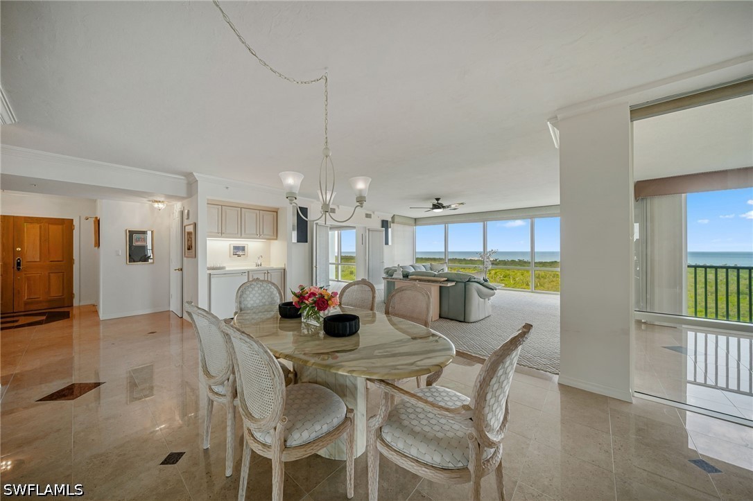 7515 Pelican Bay Unit 10d, Naples, FL 34108