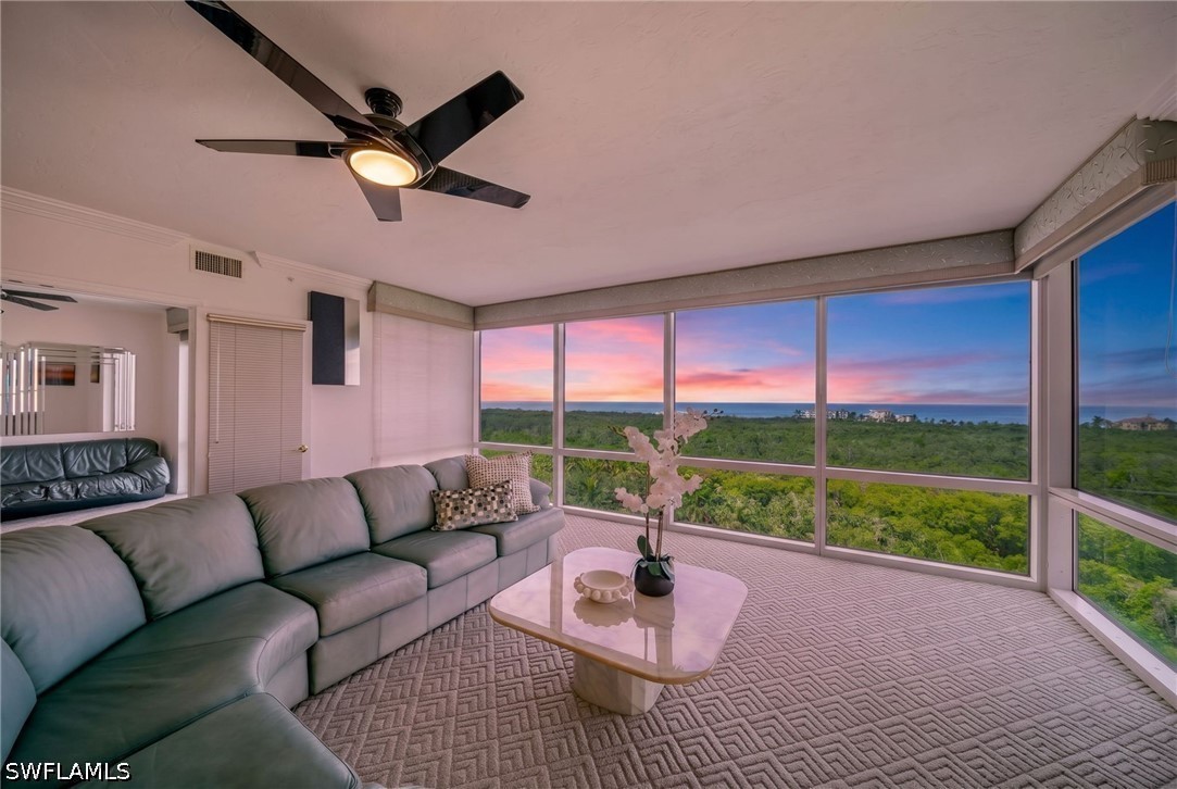7515 Pelican Bay Unit 10d, Naples, FL 34108