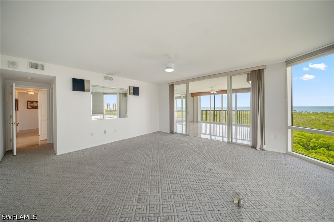 7515 Pelican Bay Unit 10d, Naples, FL 34108
