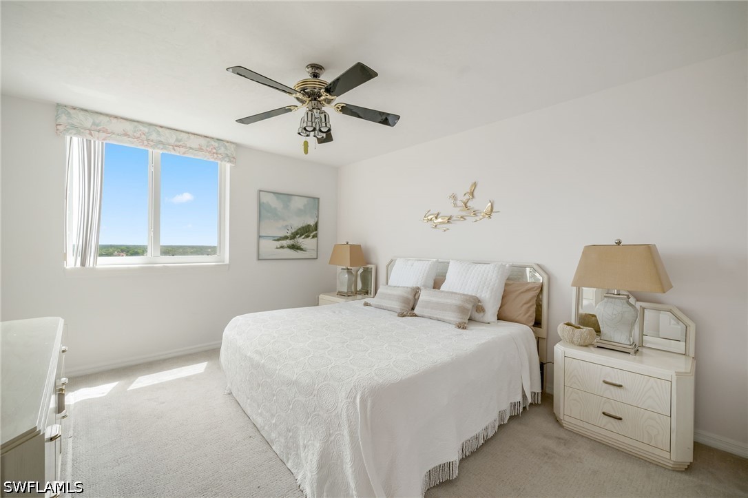 7515 Pelican Bay Unit 10d, Naples, FL 34108