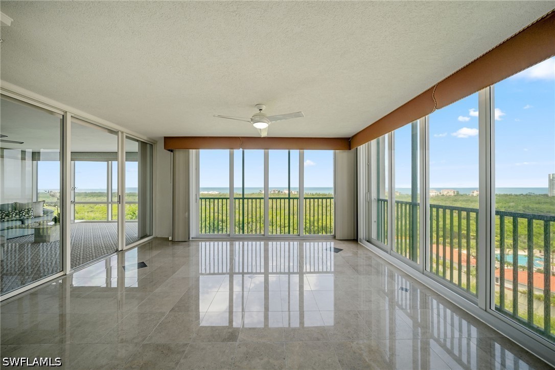 7515 Pelican Bay Unit 10d, Naples, FL 34108